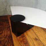 Fan-shaped wall lamp, opaline glass Ø42