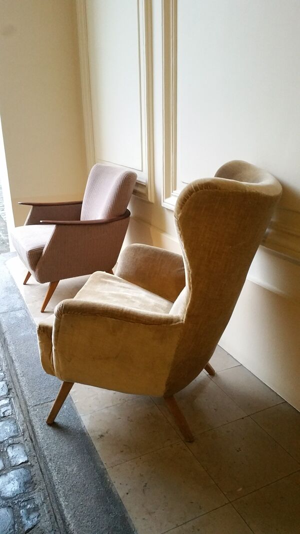 Fauteuil a oreilles wing chair beige dans son jus années 50/60