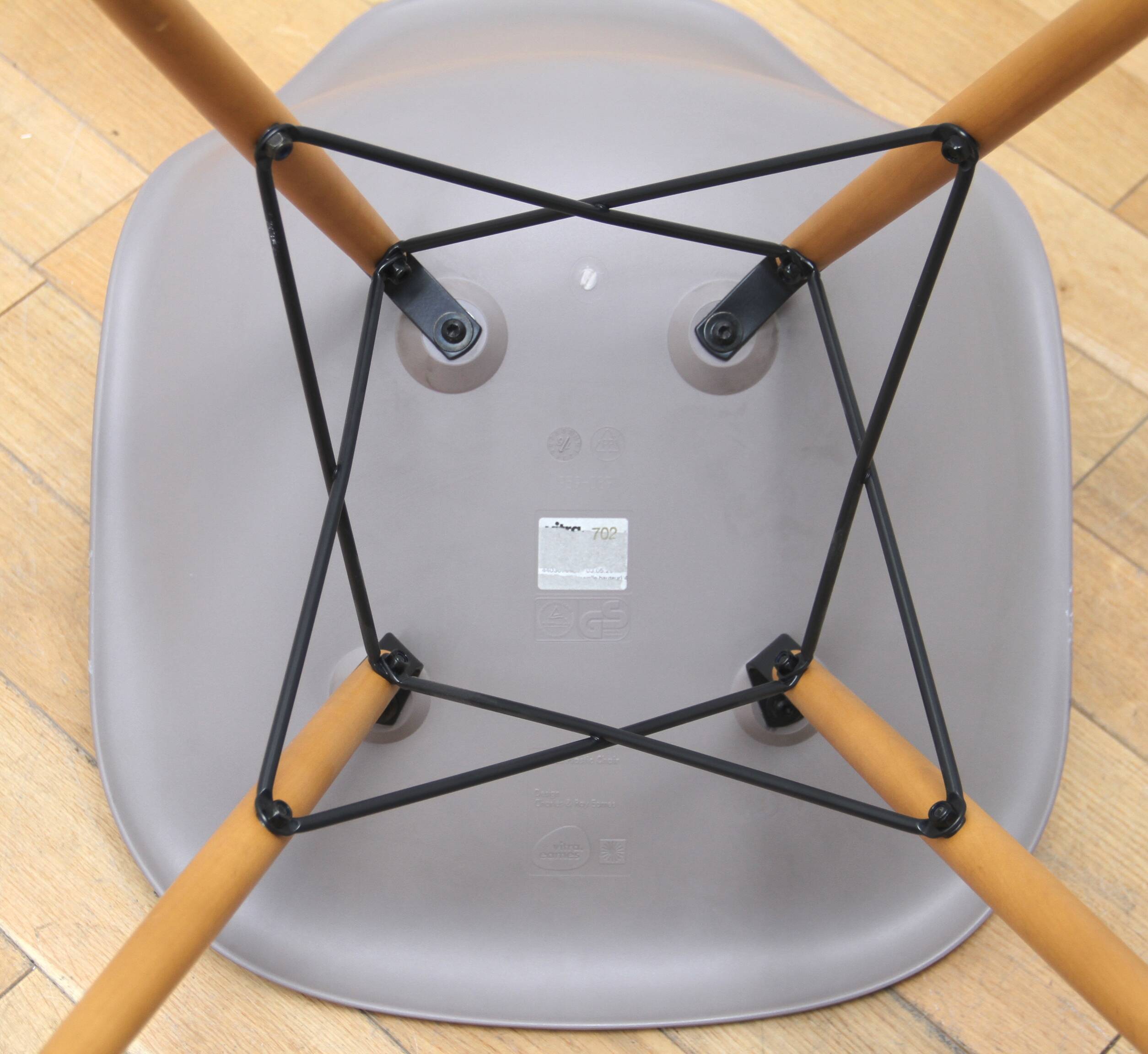 DSW chair, Charles & Ray Eames, Vitra