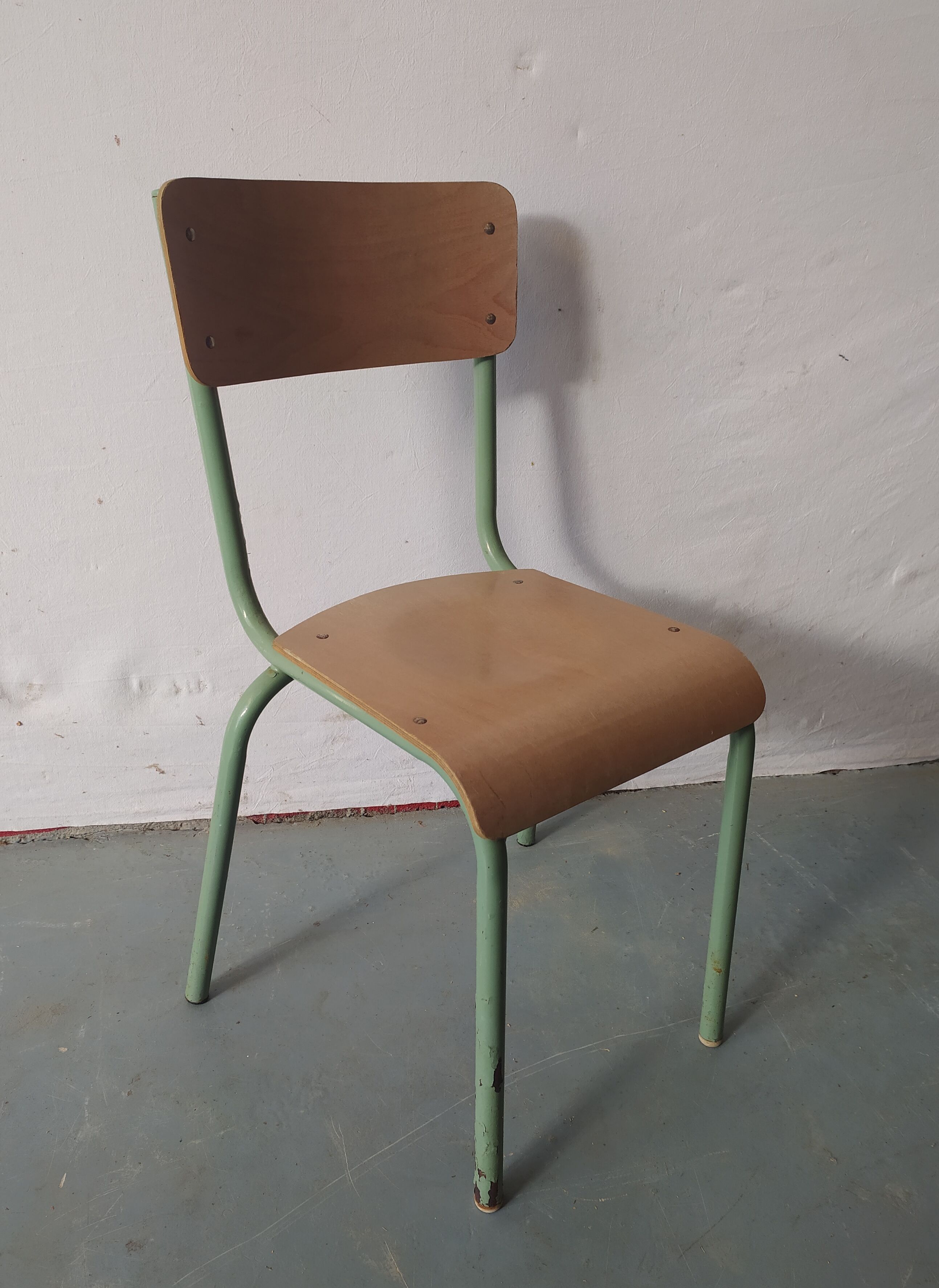 Chaise d'école vintage adulte