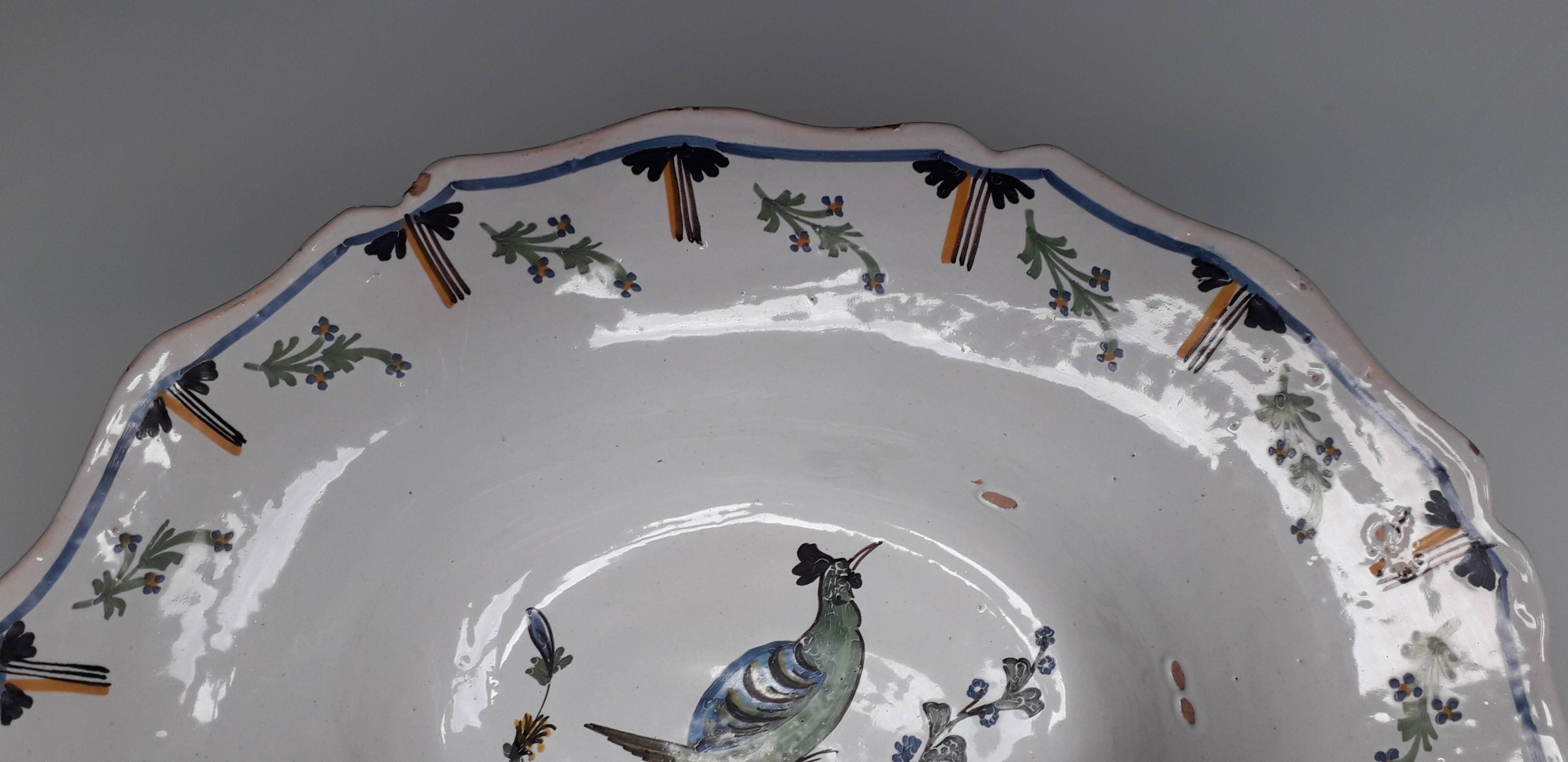Nevers faience shaving dish - 18th century - Bird decoration