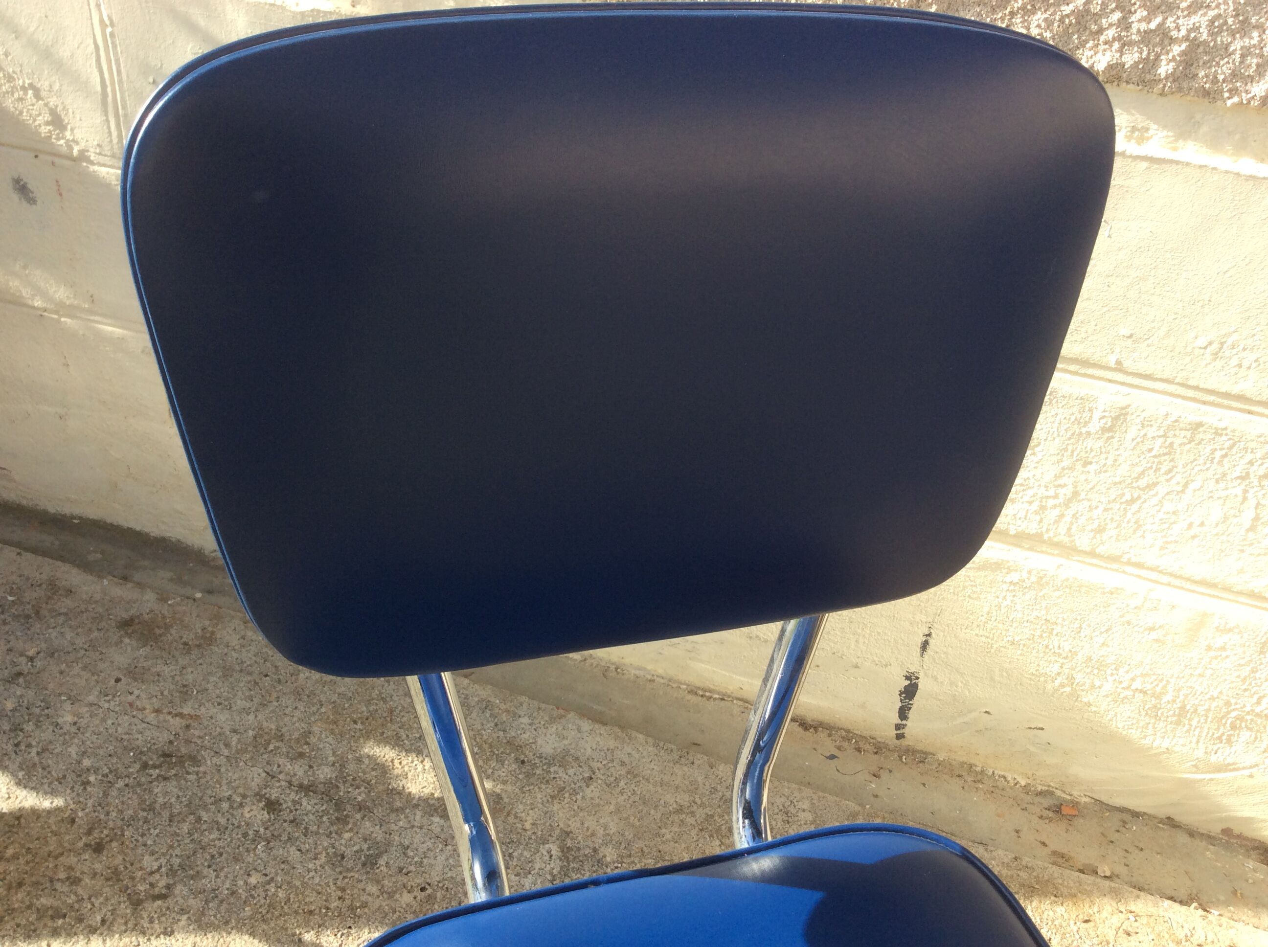 Lot from 4 vintage chairs in skai