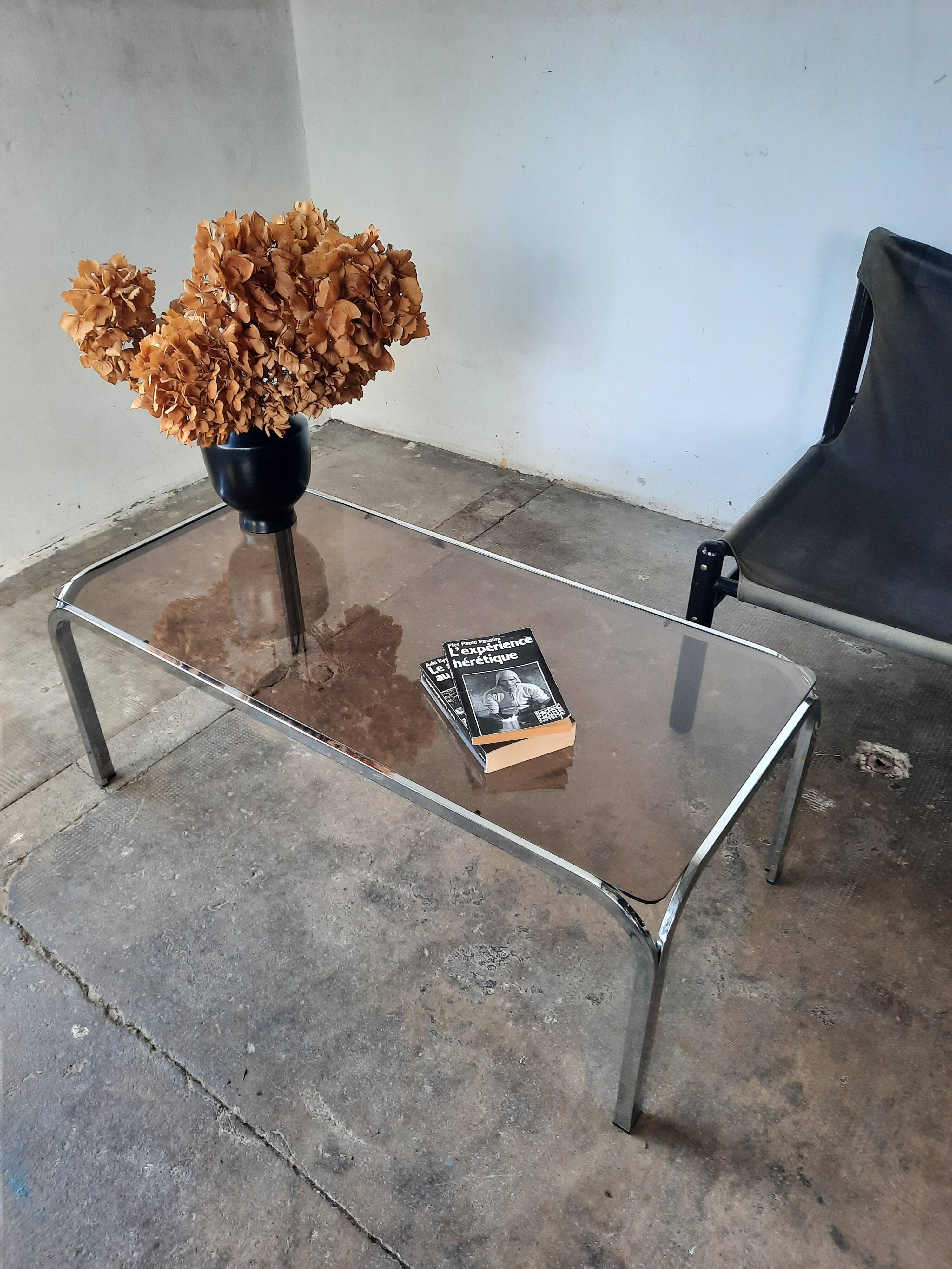 Table basse chrome, verre fumé