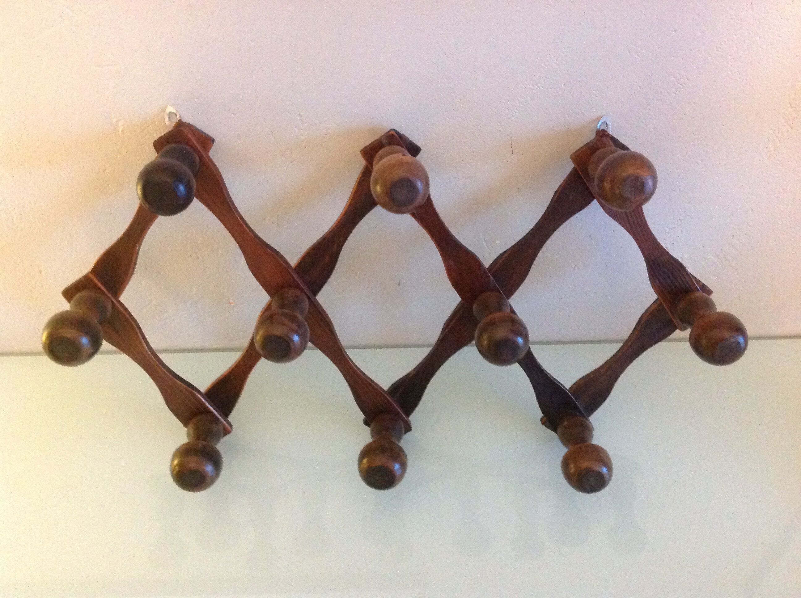 Ten-headed accordion coat holder / vintage 60s-70s