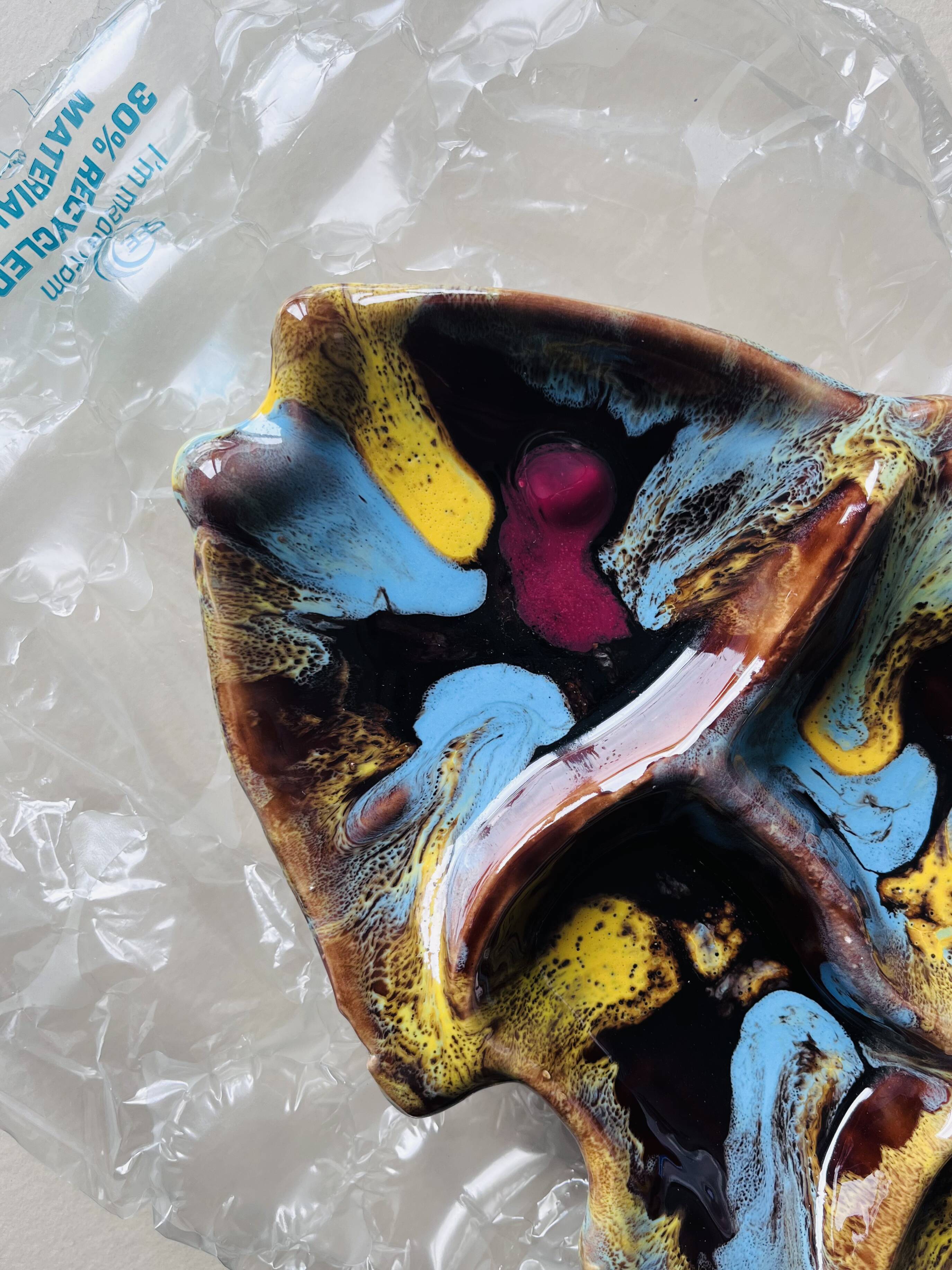 Fish serving dish Vallauris spirit
