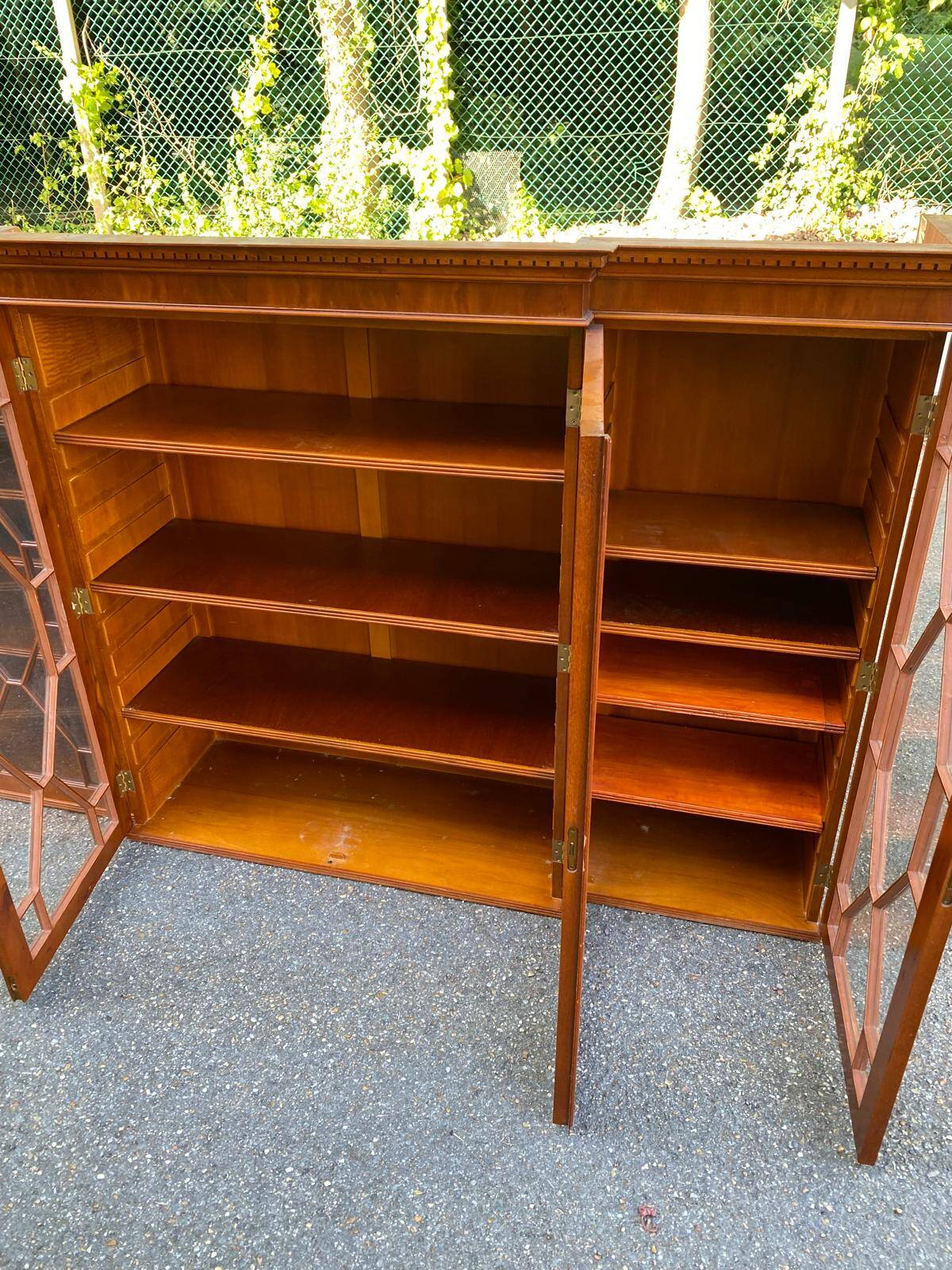 Grande bibliothèque anglaise en bois massif XIXème