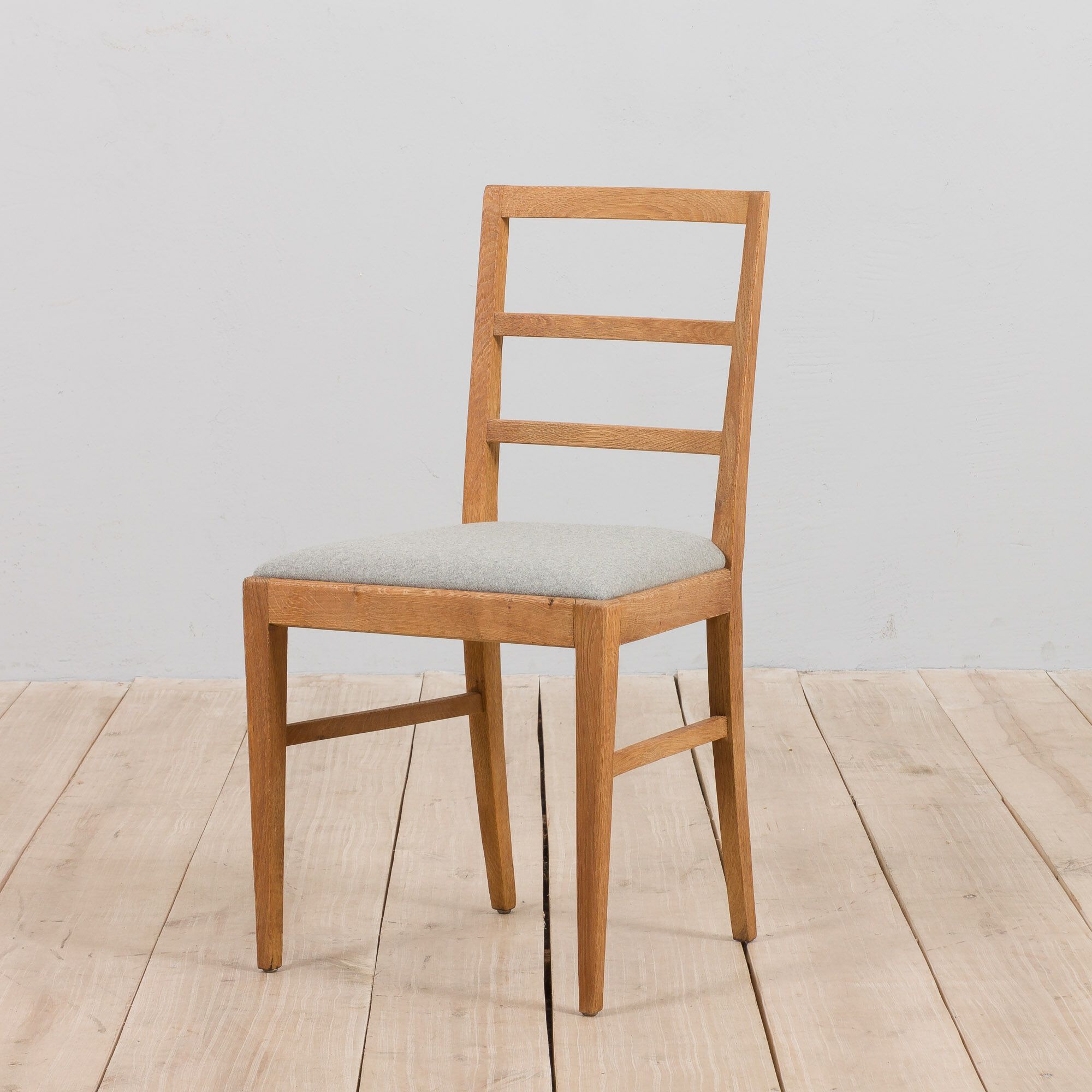 Set Of 6 Mid Century oak dining chairs by Fritz Hansen, natural wool upholstery, 1950s