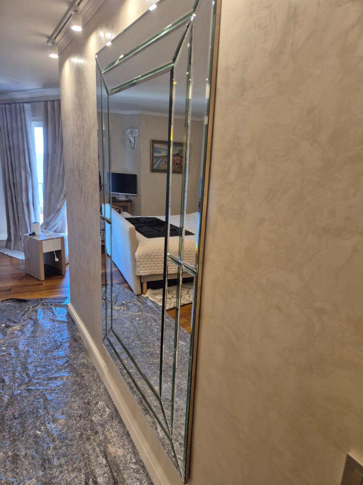Mirror