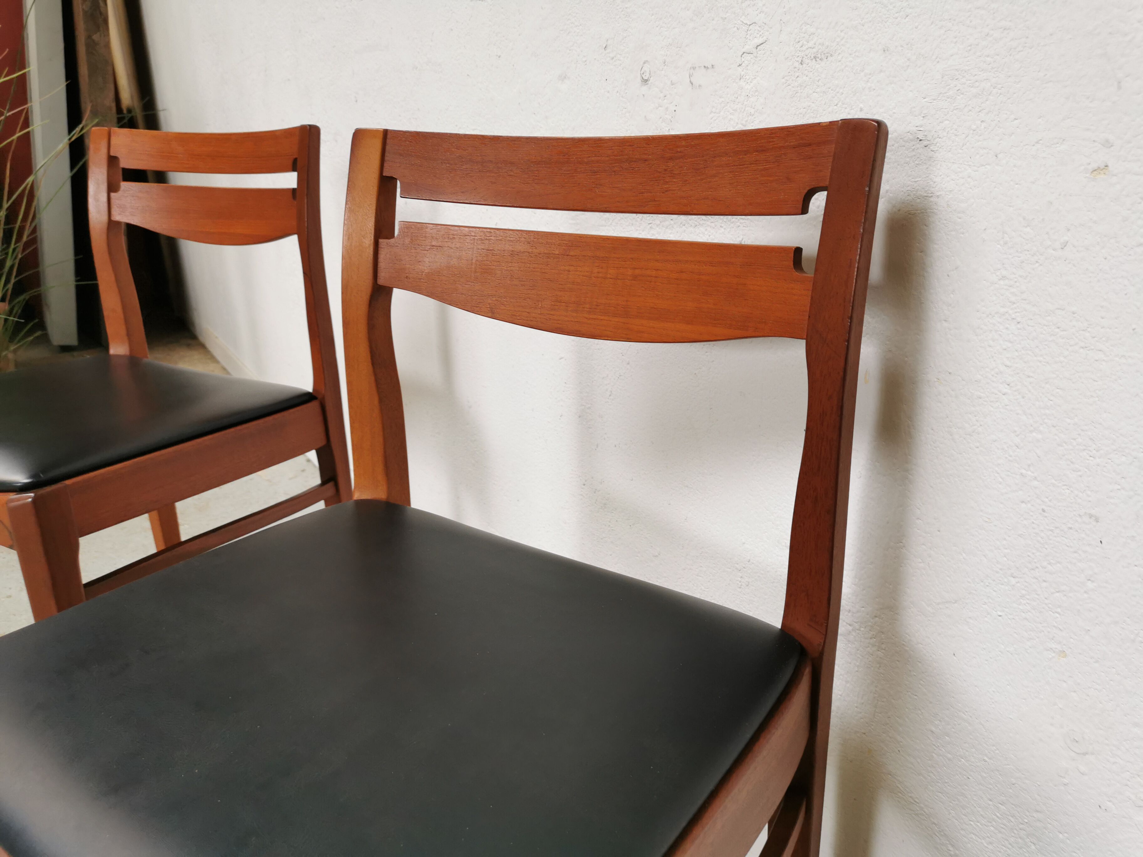 Set de 4 chaises scandinaves vintage teck