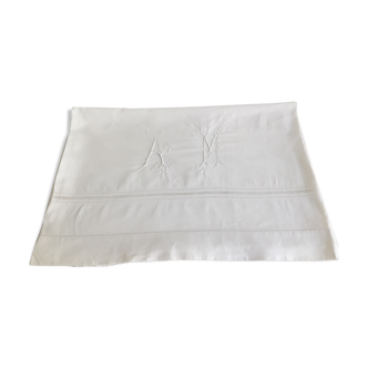 Linge ancien drap brodé monogramme AM