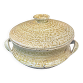 soup tureen