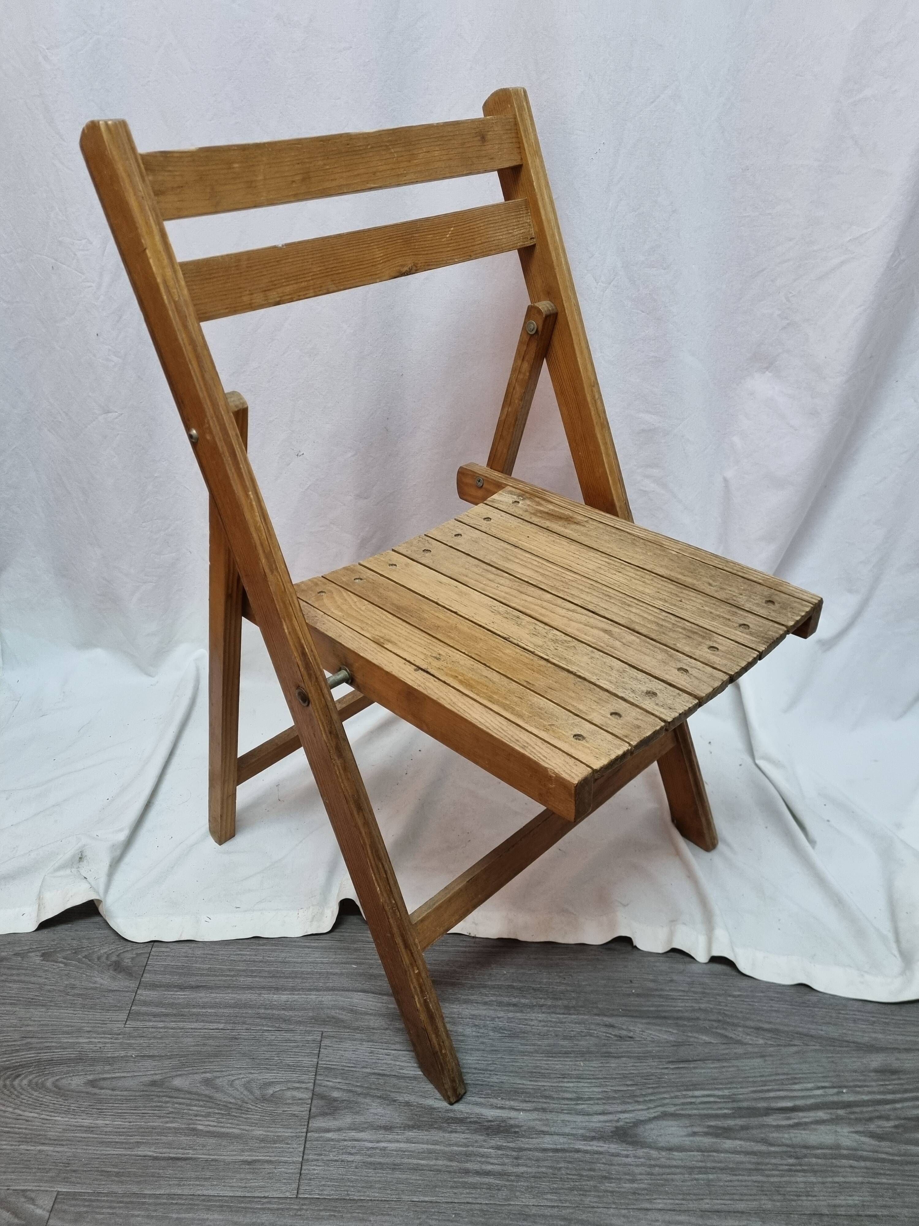 Folding chair wood 1970