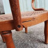 Petite chaise cannée
