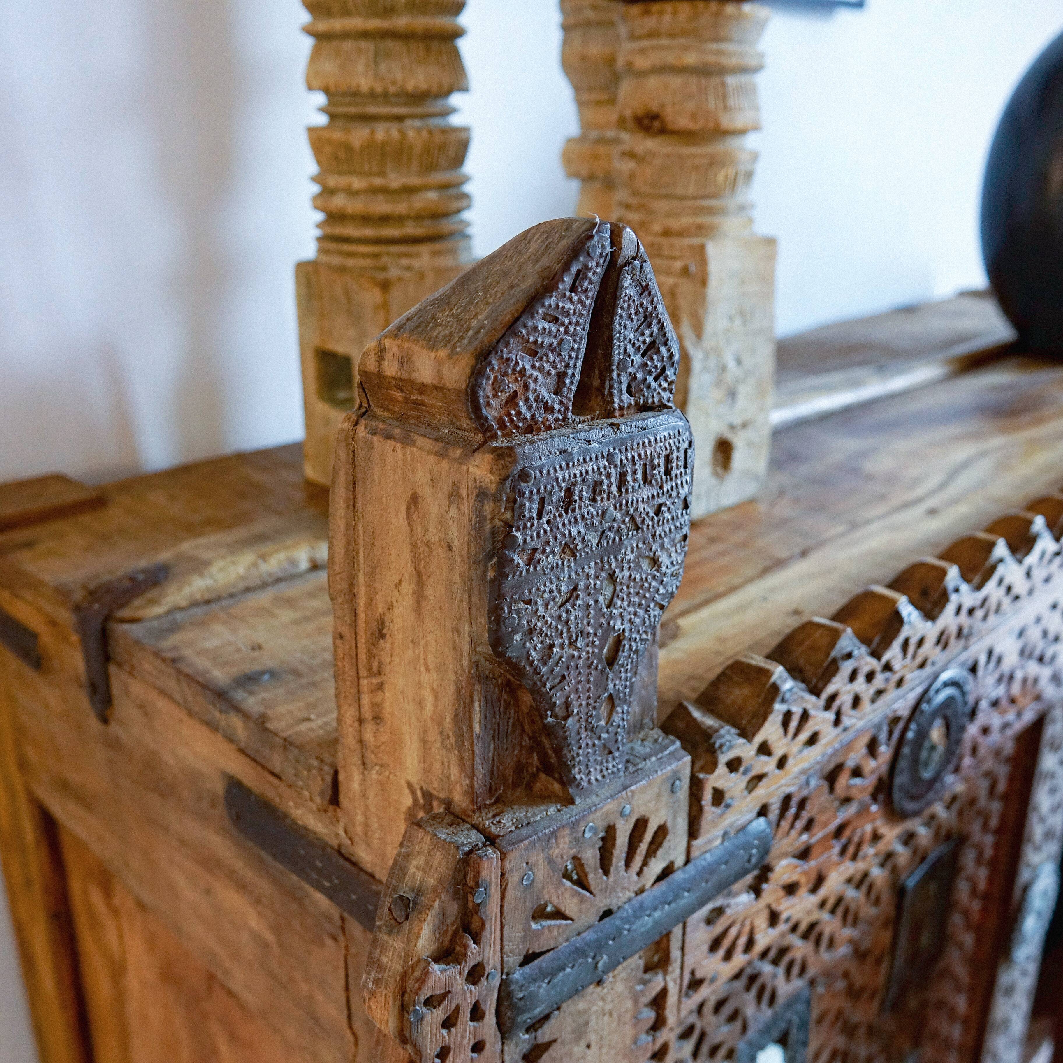 Ancien meuble indien Damchiya