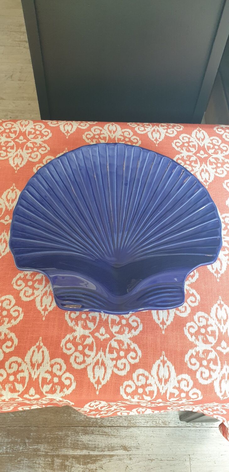 Shell dish