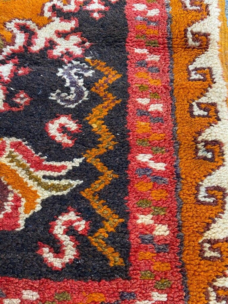 Vintage Moroccan tribal carpet 110x70 cm