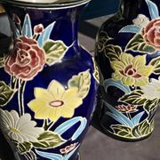 Pair of Dien Thao cobalt blue vases, 20th century.