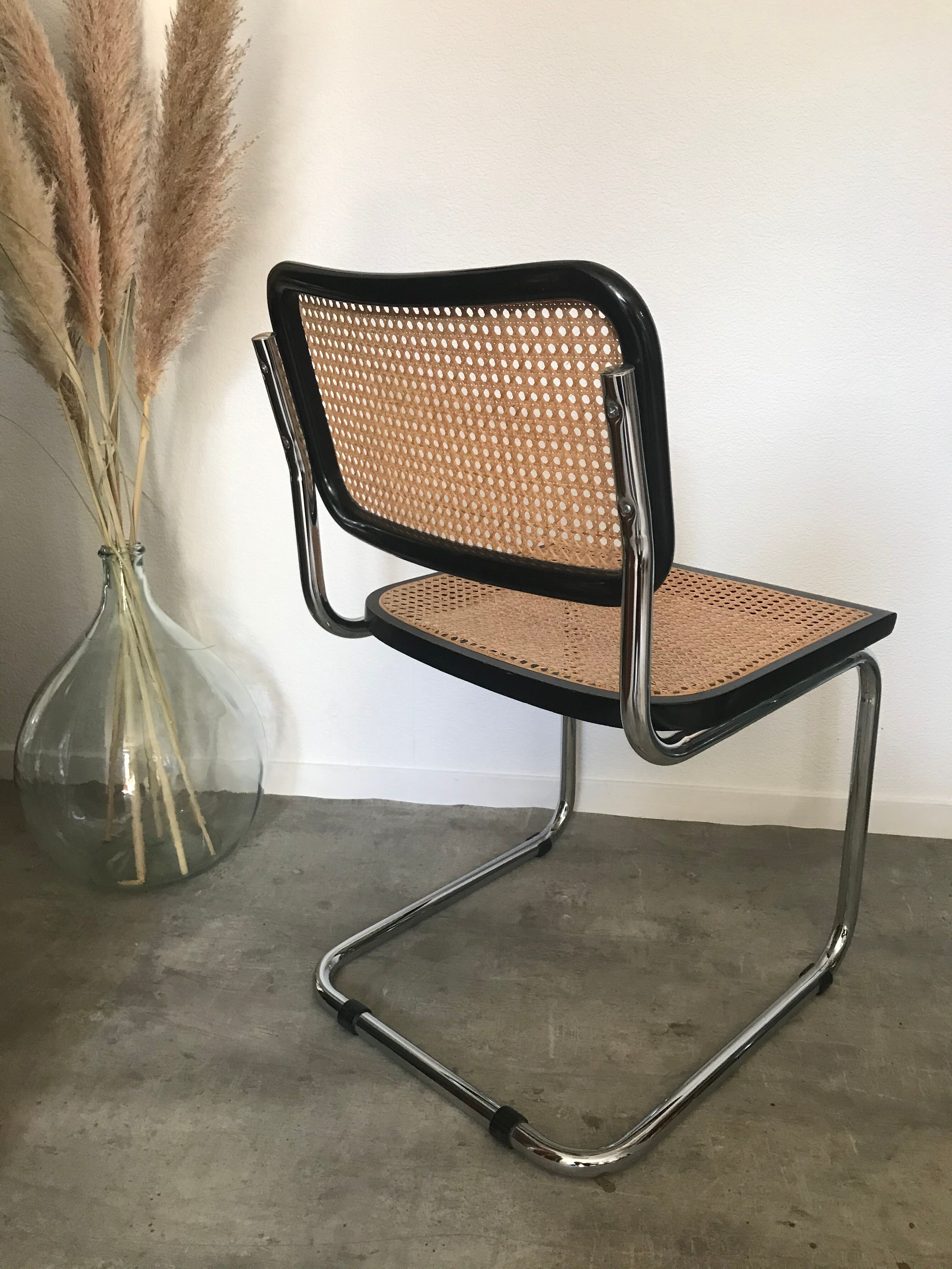 B32 Marcel Breuer black chair