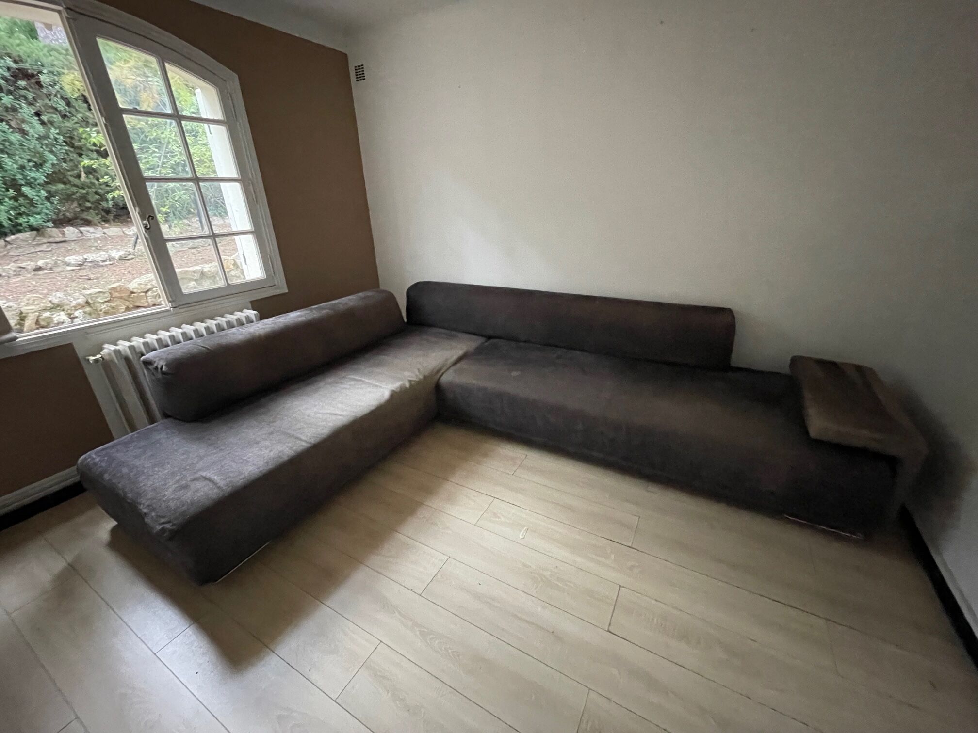 Sofa "Lowland" by Patricia Urquiola