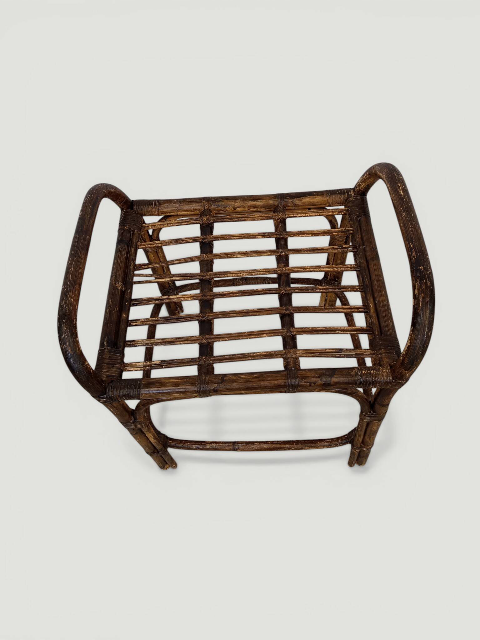 Meuble d’appoint en rotin