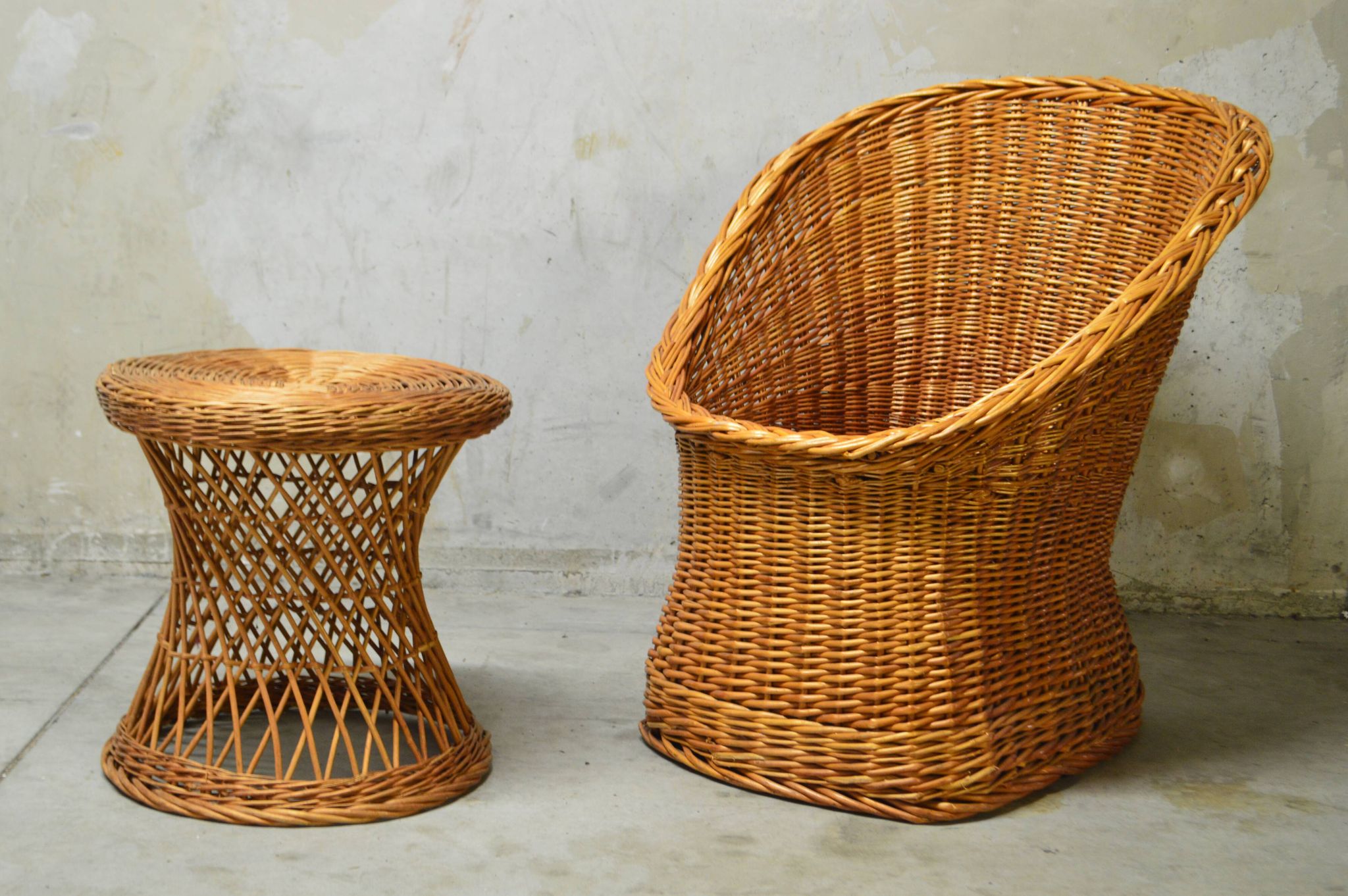 Vintage rattan armchair from the 60s/70s design