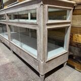 Glass shop counter