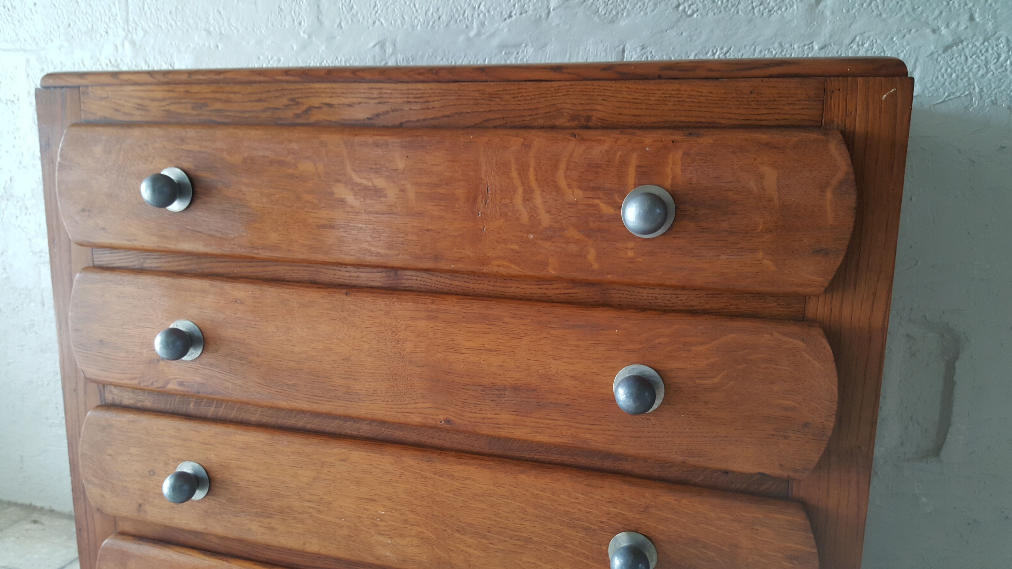 Art Deco chest of drawers