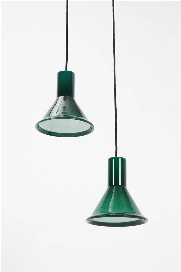 2 suspensions “Mini P&T" en verre vert Holmegaard Michael Bang, années 1970