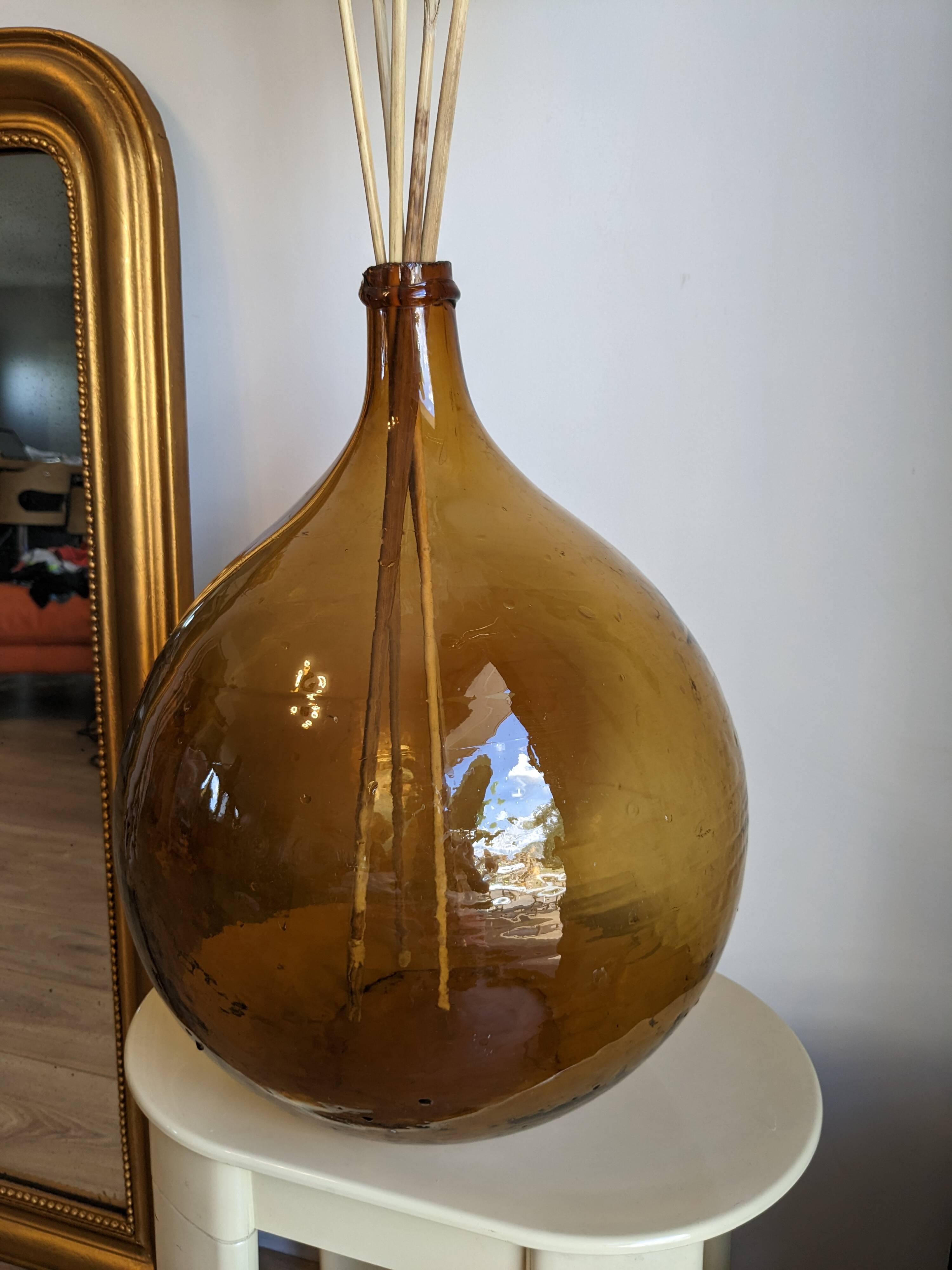 Amber demijohn 25L – mouth-blown – vintage decorative object