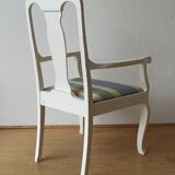 White throne / chair sweden