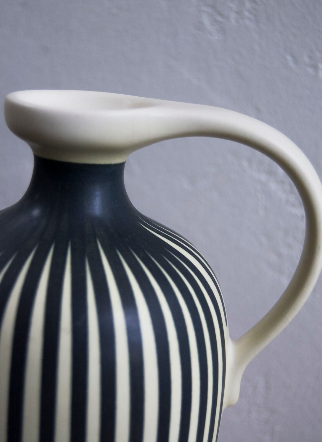 Pichet Villeroy & Boch « Lilo » par Maria Köhler – Modèle 4241 (1947-1956)