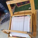 Resting rattan chair - rests feet