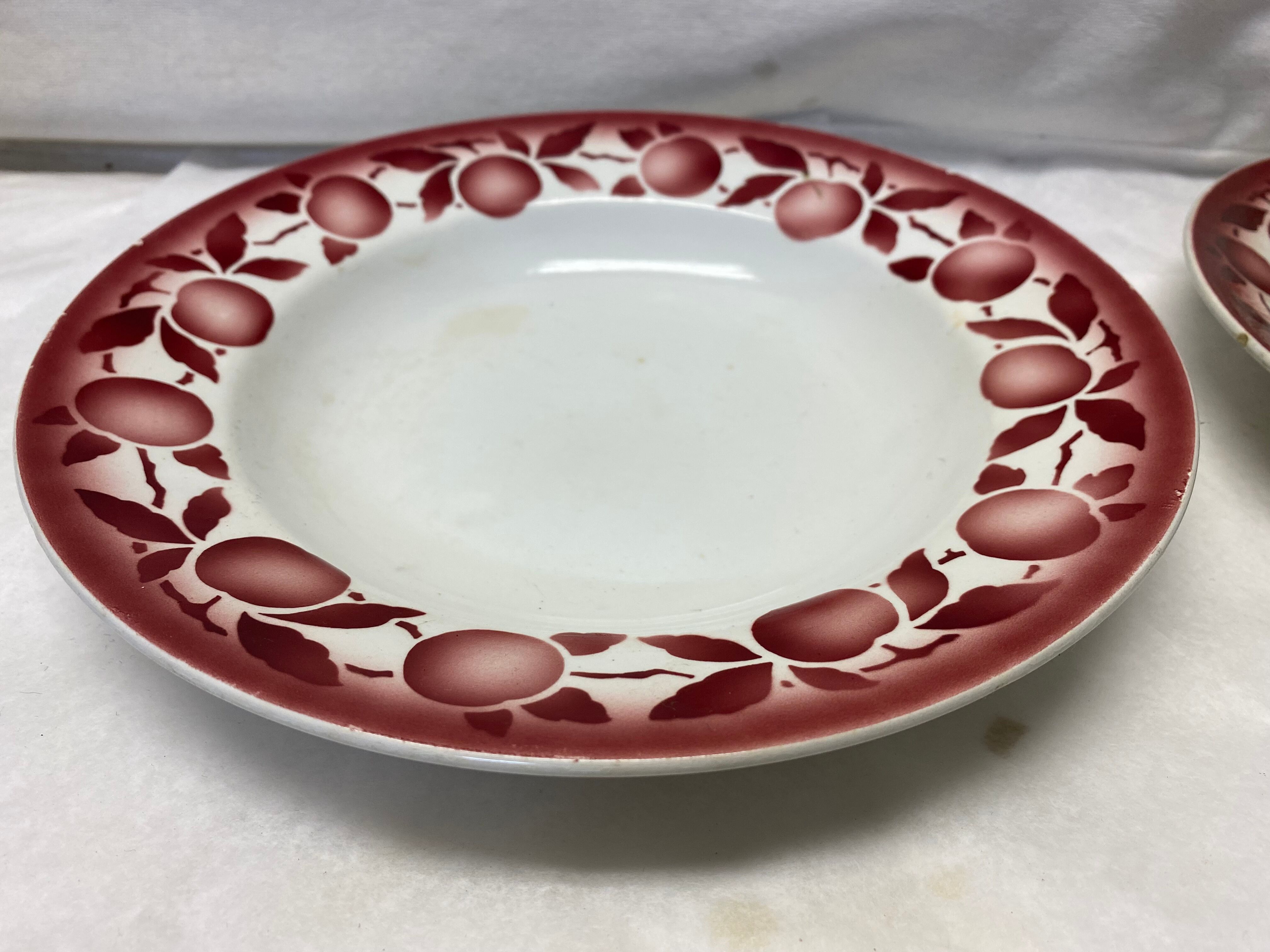 Set of 2 old plates Saint Amand