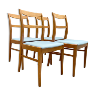 4 chaises de salle à manger scandinaves