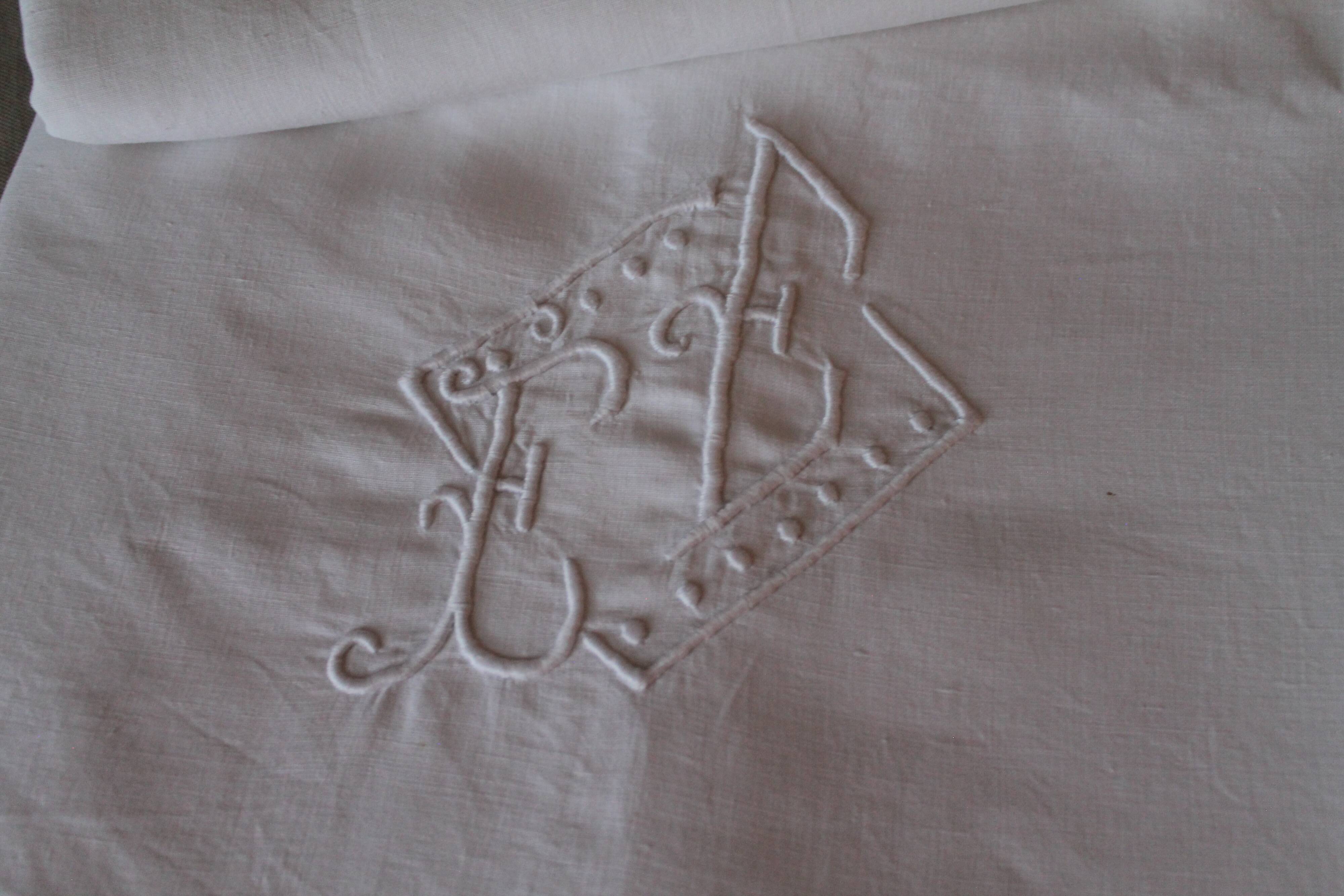 Drap ancien en lin début XXe monogrammé & brodé main