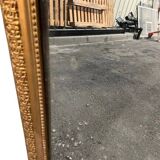 Mirror with moldings