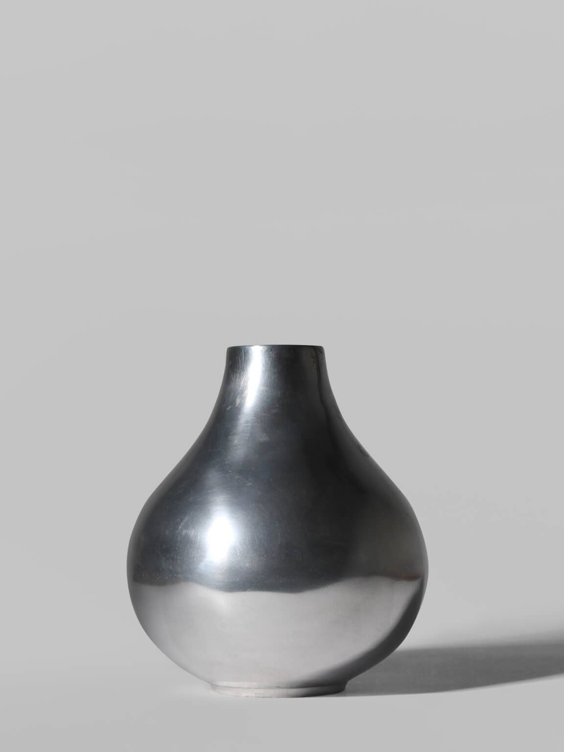 Vase bulbe en aluminium poli, moyen