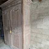 Armoire en chêne cérusé 19ème.
