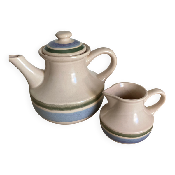 Théière et pot à lait Faïencerie de Gien