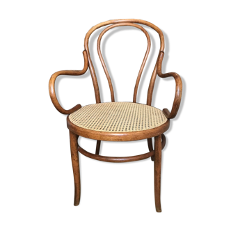 Fischel curved wooden chair