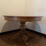 Table with central leg in solid walnut