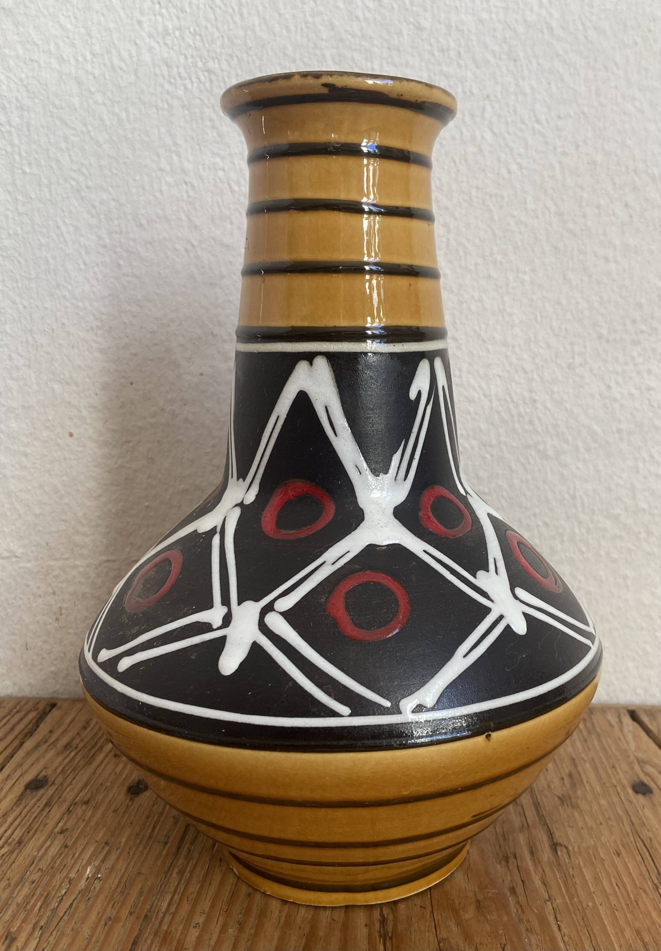 Vase from West Germany in ceramic from the 1960s.