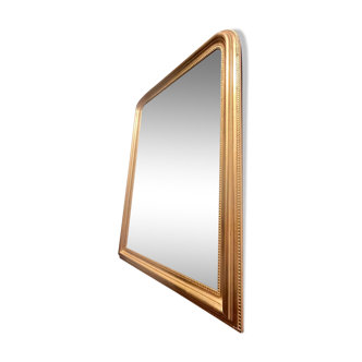 Gilded mirror with moldings
