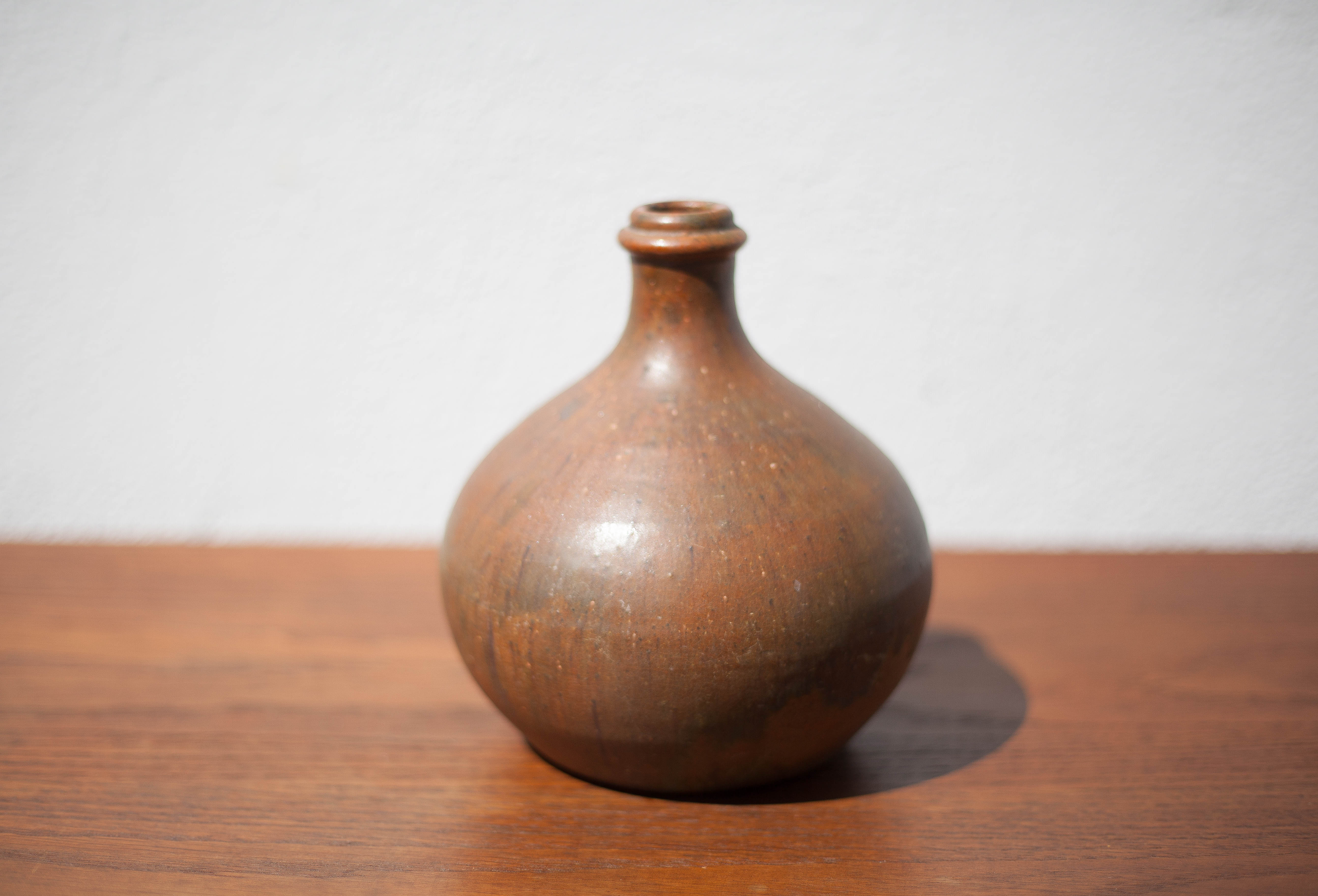 Terracotta lamp foot