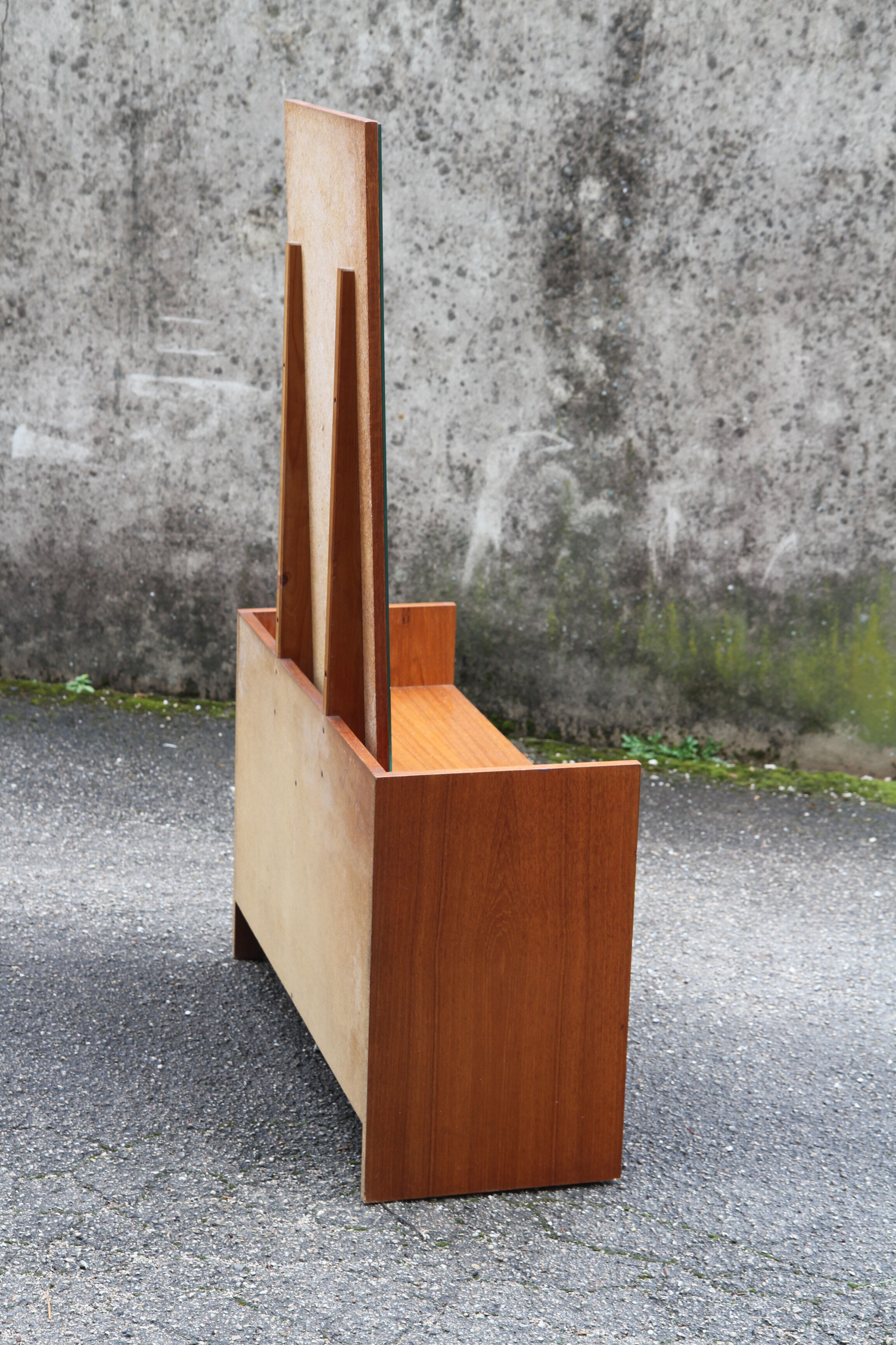 Dressing table vintage