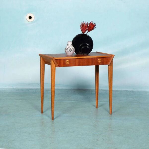 Commode vintage rénovée années 60, commode Midmod Suède