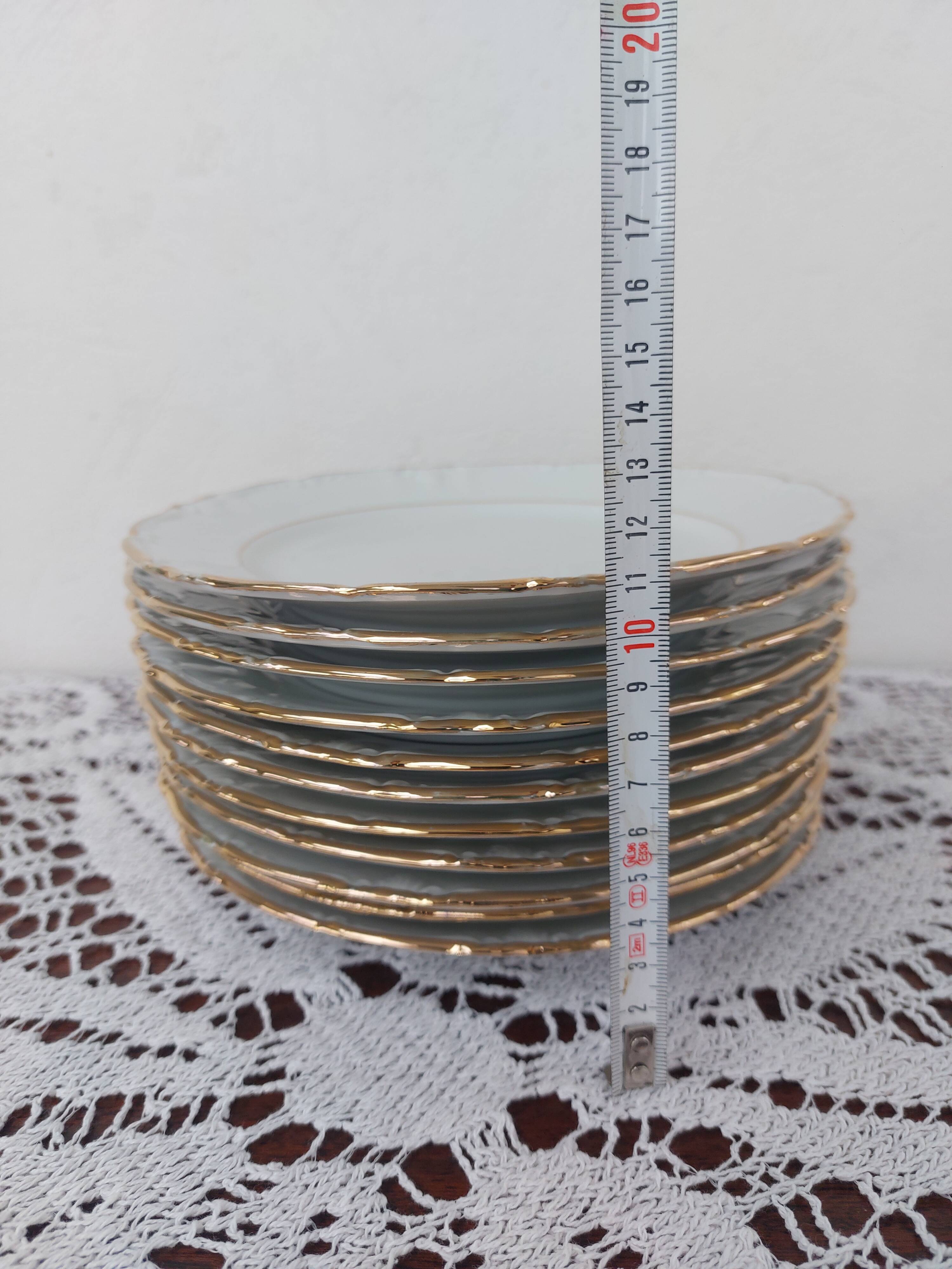 12 dessert plates porcelain Bavaria, Winterling