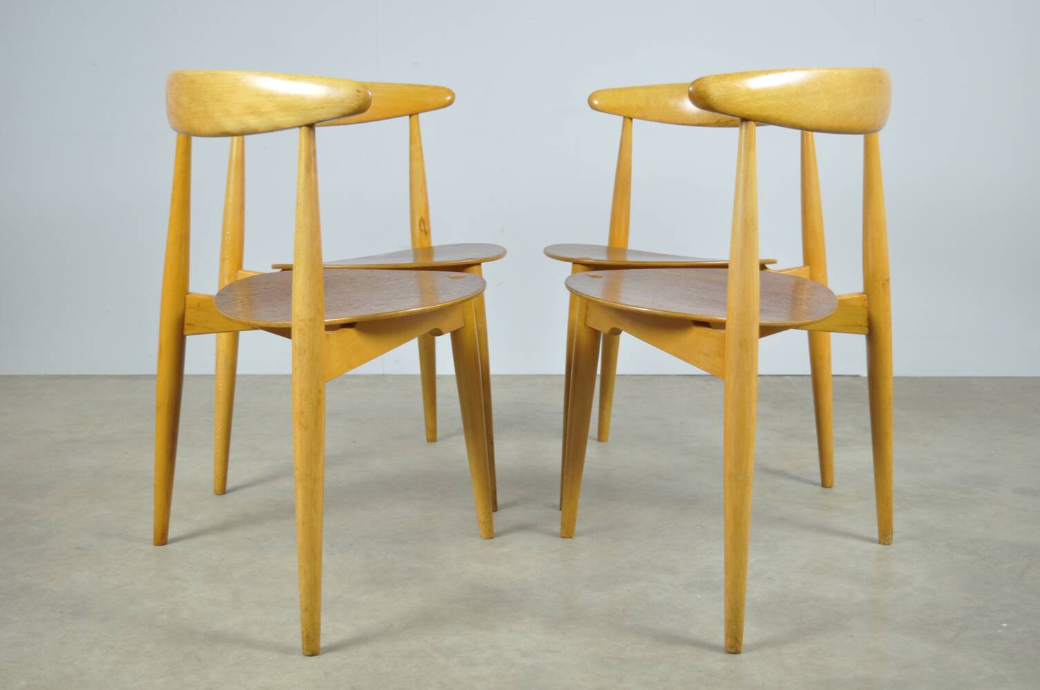 🟡 Beech & teak dining chairs, Hans J. Wegner & Fritz Hansen, Denmark 1950s