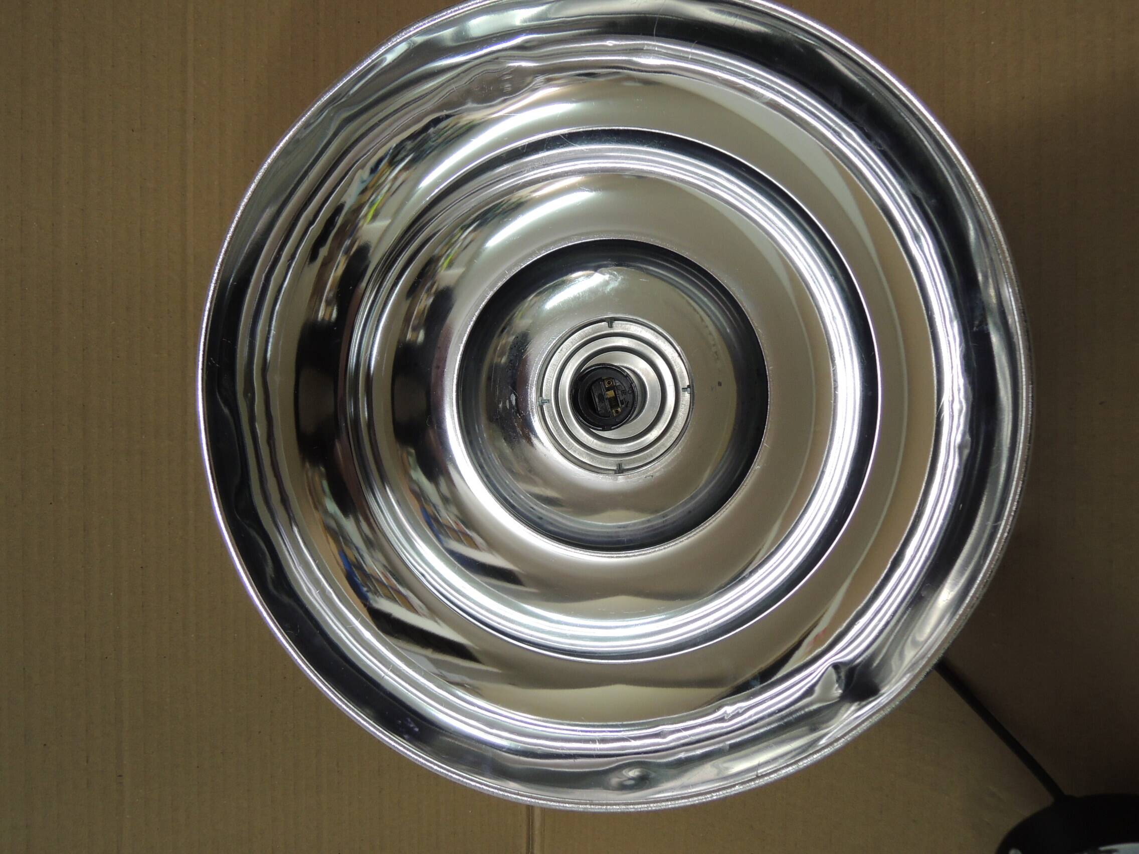 Industrial pendant light