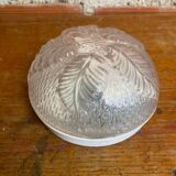 Plafonnier applique ancienne verre moulé + support metal blanc vintage